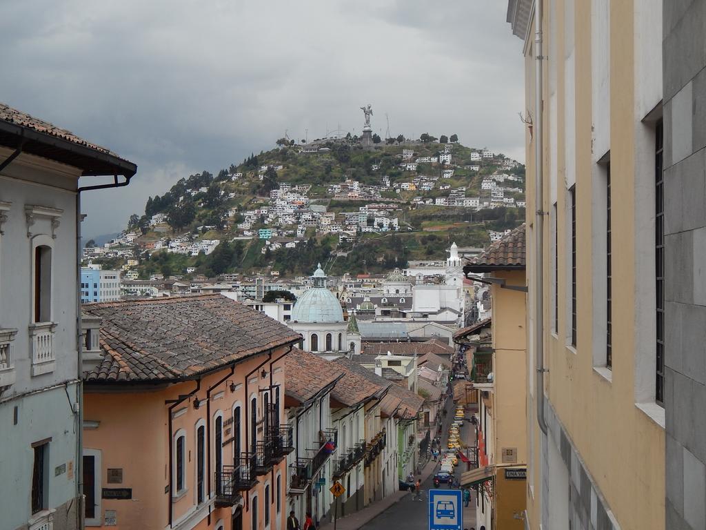 Departamento Quito Historicoアパートメント エクステリア 写真