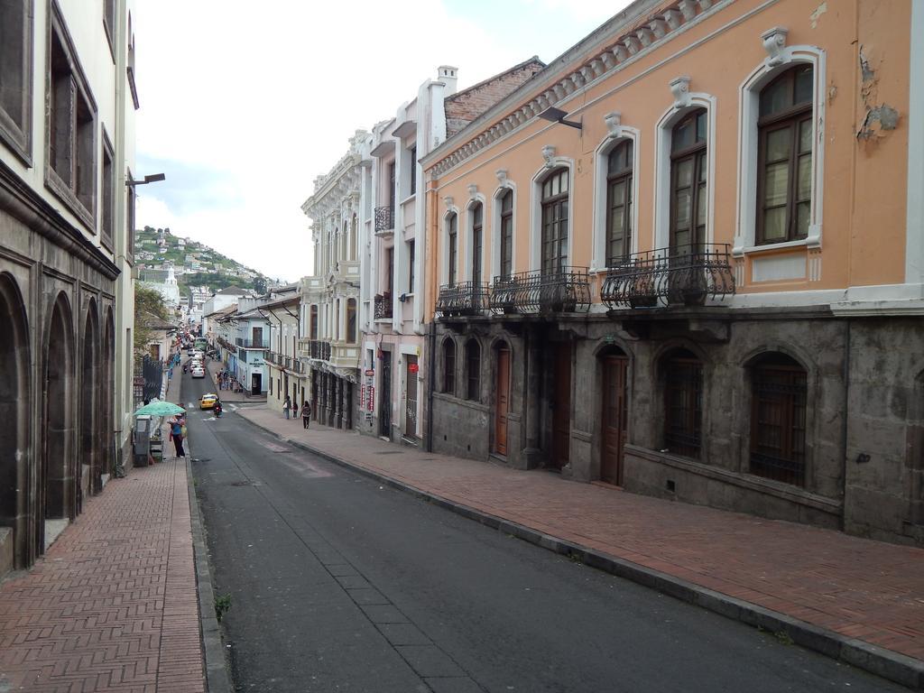 Departamento Quito Historicoアパートメント エクステリア 写真